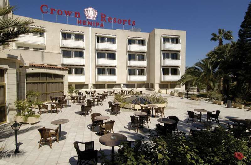 Crown Resorts Henipa Larnaca Exterior photo