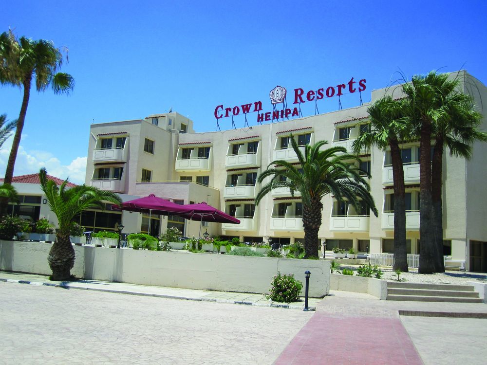 Crown Resorts Henipa Larnaca Exterior photo