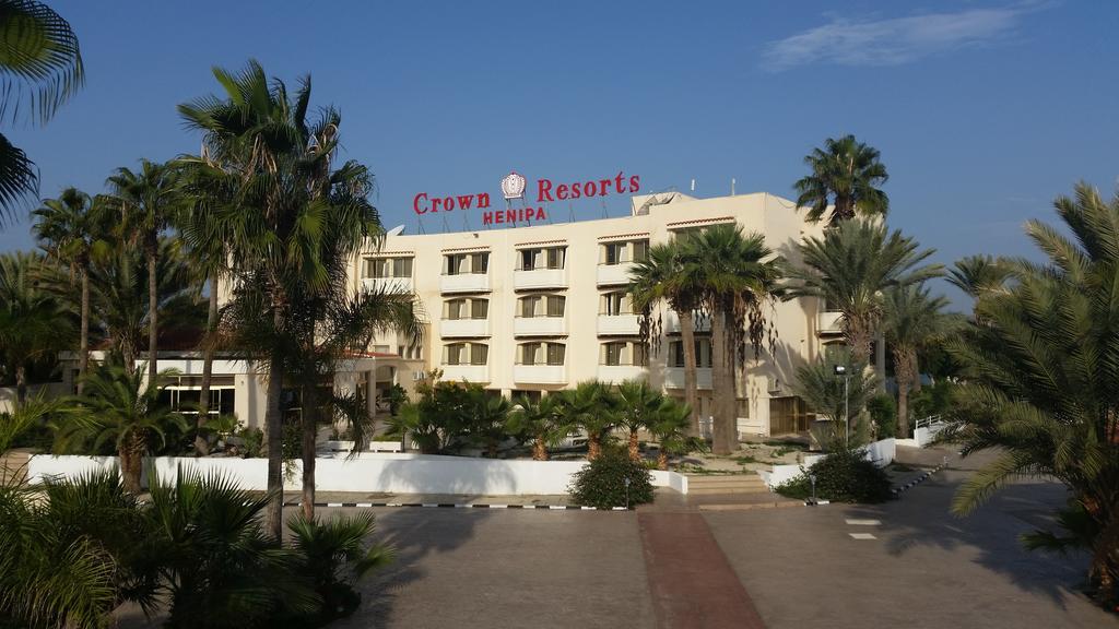 Crown Resorts Henipa Larnaca Exterior photo