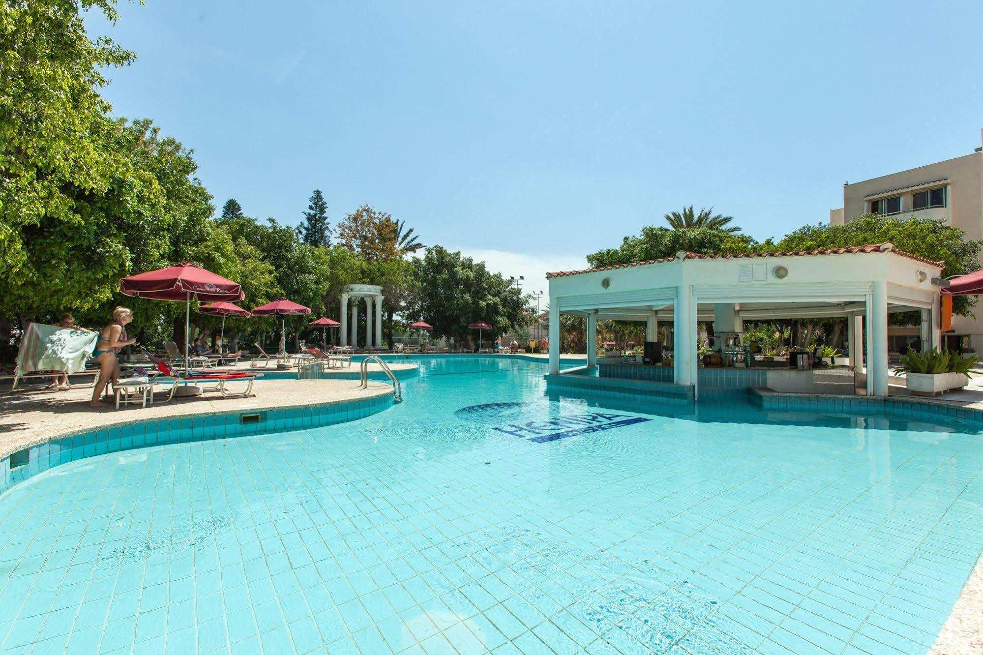 Crown Resorts Henipa Larnaca Exterior photo